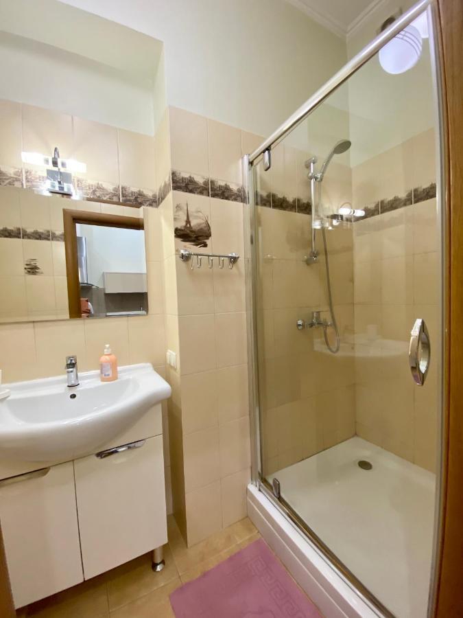 Old Town Apartments Lanzheron Beach Odessa Exterior foto